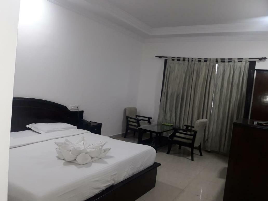 Hotel Vindhwashni Haldwāni Εξωτερικό φωτογραφία