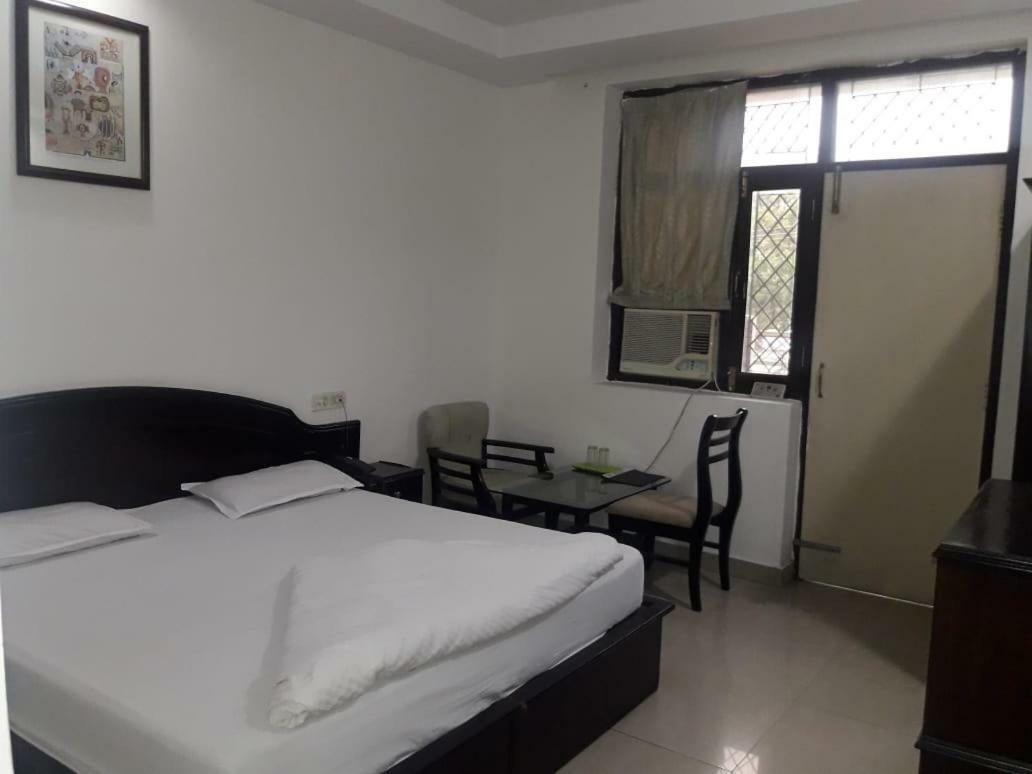 Hotel Vindhwashni Haldwāni Εξωτερικό φωτογραφία