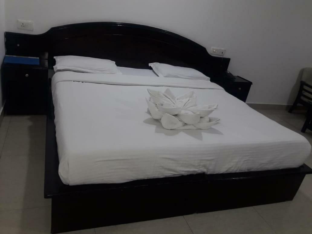 Hotel Vindhwashni Haldwāni Εξωτερικό φωτογραφία